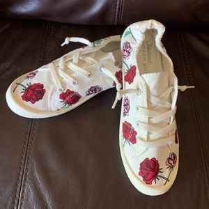 Madden Girl Slip on Runners